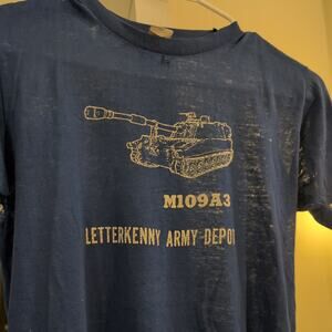 80s VTG Letterkenny Army Depot M109A3 Small Shirt Paper Thin Tank Gun Distressed